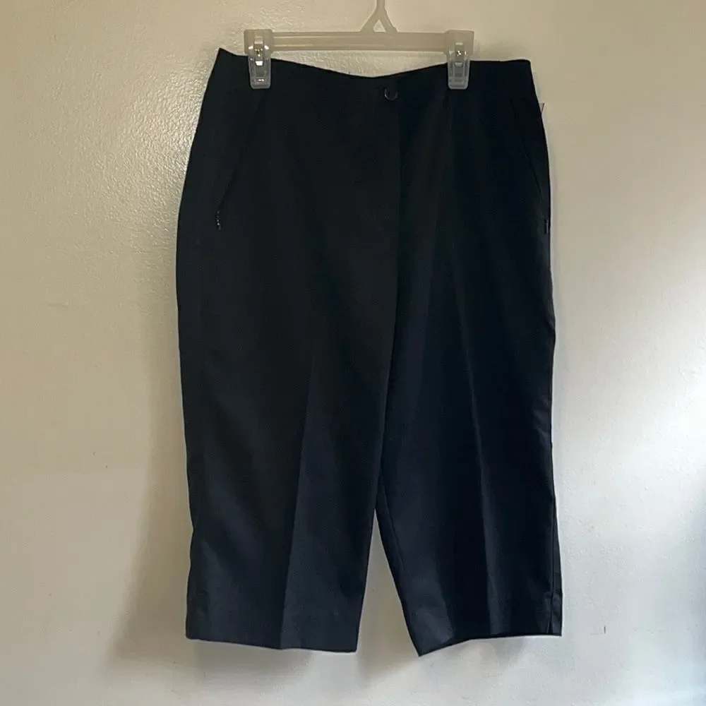 EXCELLENT CONDITION WOMEN’S SIZE 6 BLACK TAIL BERMUDA SHORTS